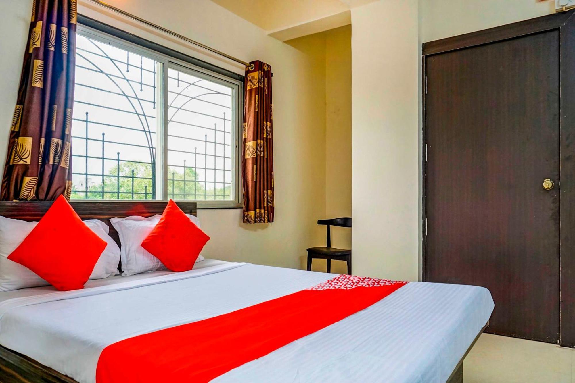 Hotel O Komfort Inn ปูเน่ ภายนอก รูปภาพ
